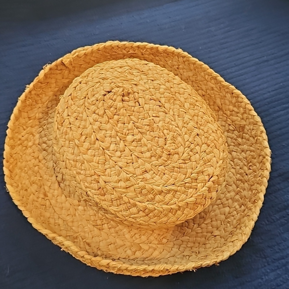 Stylish Straw Braided Hat Natural Tan One Size Fits Most - Picture 2 of 7